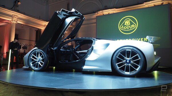 Lotus показала электрический суперкар Evija: он готов к экстремальным скоростям