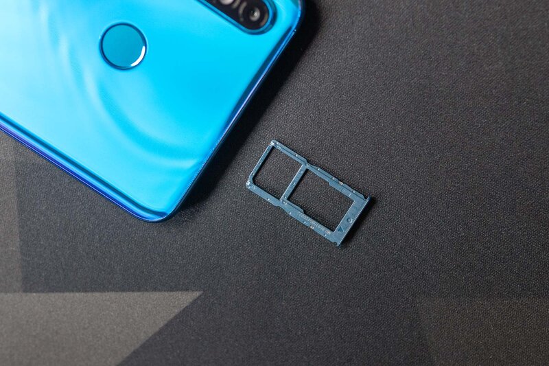Обзор HONOR 20S: реинкарнация от безысходности