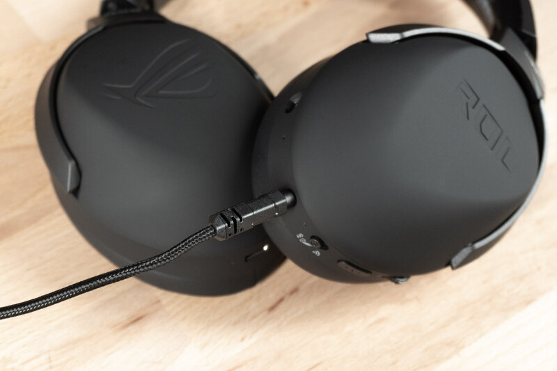 Обзор ASUS ROG Strix Go 2.4: не только для геймеров