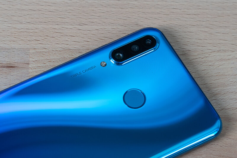 Обзор HONOR 20 Lite: комфорт на каждый день