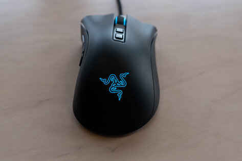Обзор Razer DeathAdder V2: новое железо для асимметричной легенды