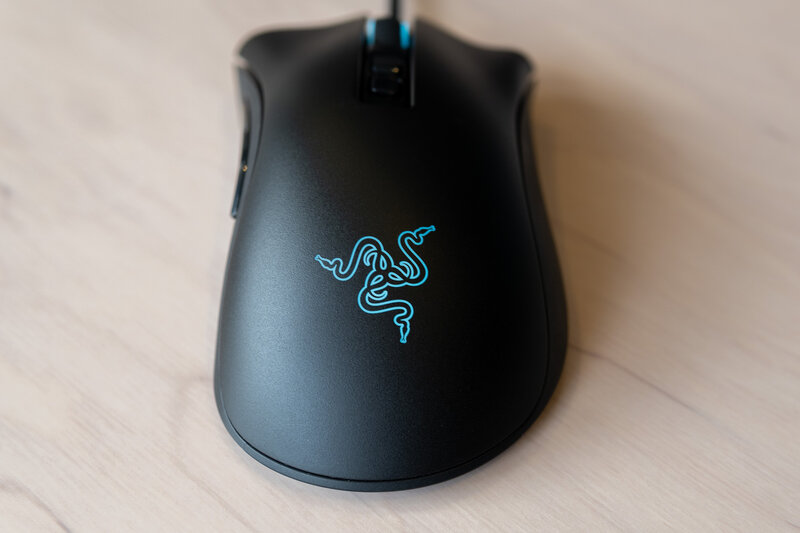 Обзор Razer DeathAdder V2: новое железо для асимметричной легенды