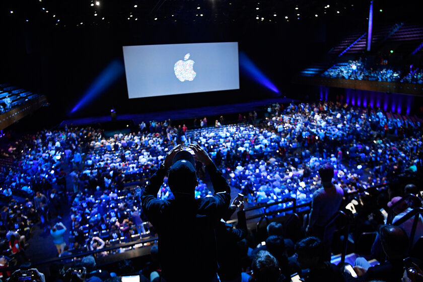 WWDC и другие выставки переносят в онлайн: чем это чревато