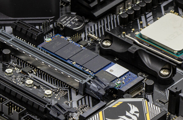 Универсальный, не горячий: Kingston A2000 1 Тбайт
