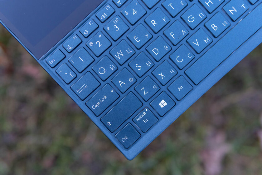 Тестируем ноутбук с двумя дисплеями: на что способен ASUS ZenBook Duo UX481F