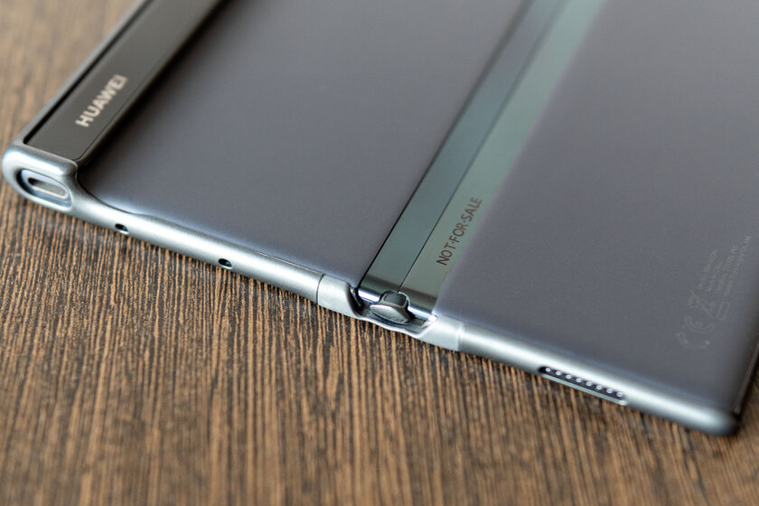 Обзор Huawei Mate Xs: будущее в ладонях — Дизайн и эргономика. 9