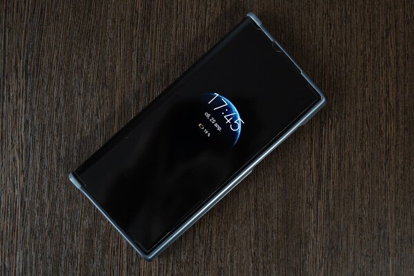 Обзор Huawei Mate Xs: будущее в ладонях — Дизайн и эргономика. 12