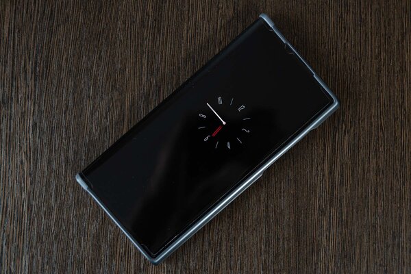 Обзор Huawei Mate Xs: будущее в ладонях — Дизайн и эргономика. 15