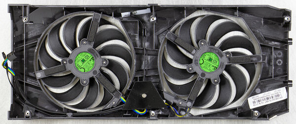 «Красный» для всех: обзор ASUS ROG Strix AMD Radeon RX 5500 XT OC