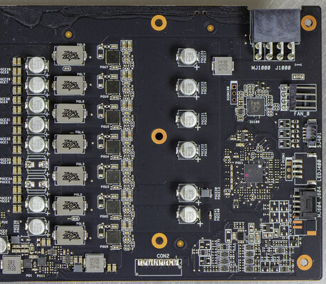 «Красный» для всех: обзор ASUS ROG Strix AMD Radeon RX 5500 XT OC