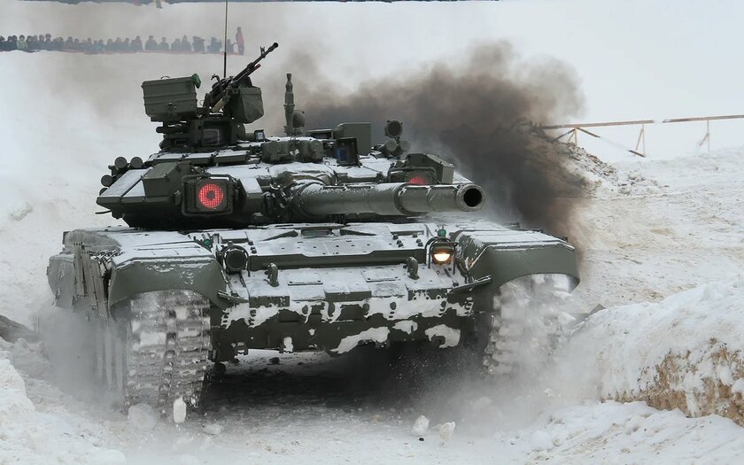 В Ростехе создали материал, маскирующий в снегу военную технику