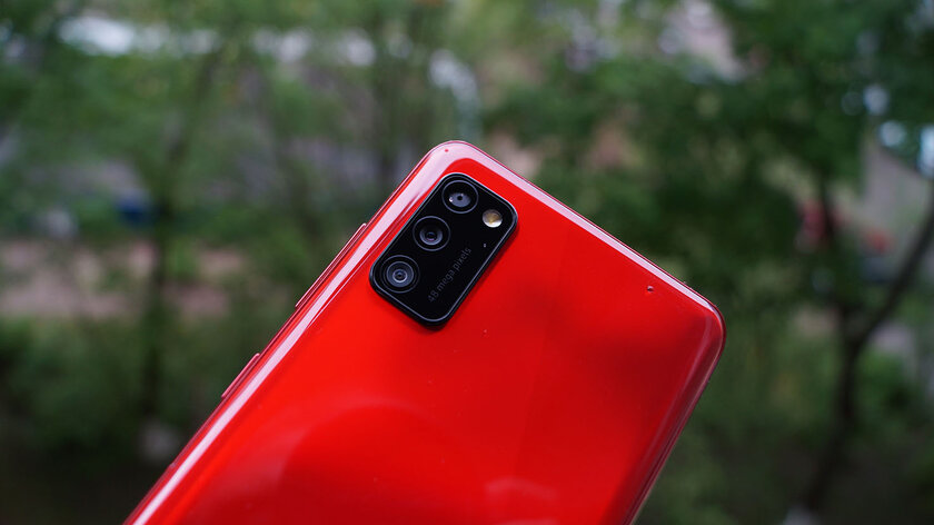 Тест смартфона Samsung Galaxy A41: приятный снаружи и удобный внутри