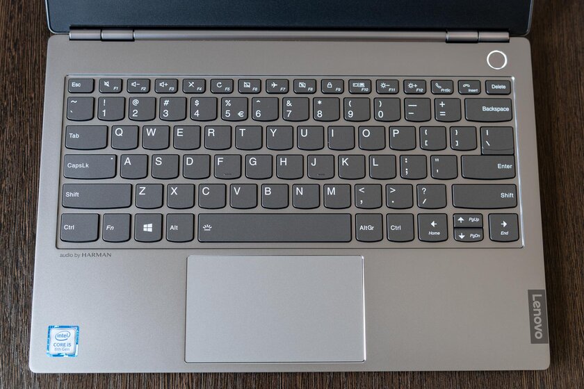 Обзор Lenovo ThinkBook 13s: меж двух огней