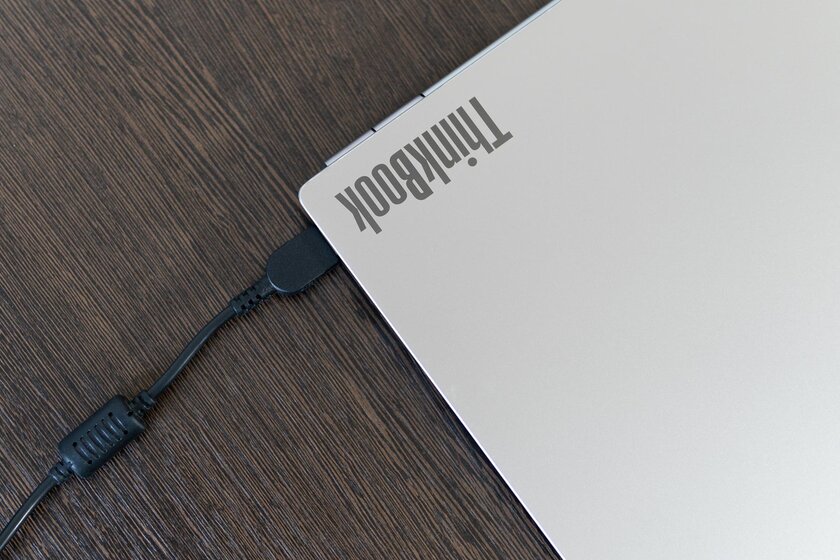 Обзор Lenovo ThinkBook 13s: меж двух огней