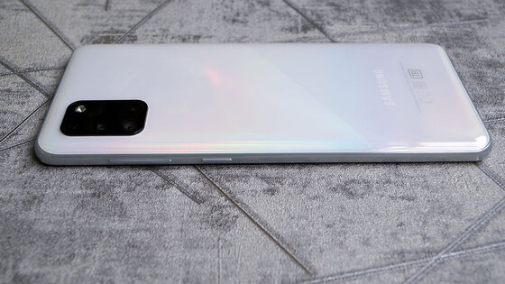 Обзор смартфона Samsung Galaxy A31: отличник в среднебюджетном классе — Впечатления от дизайна и материалов. 3