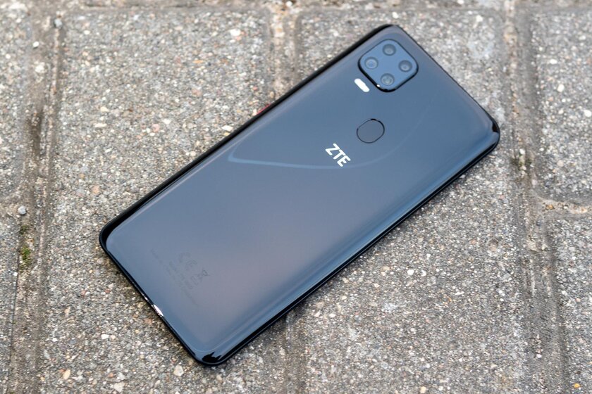 Обзор ZTE Blade V2020: средний класс в глянце