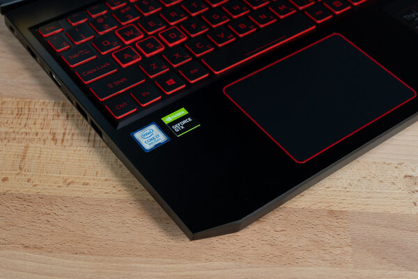 Обзор Acer Nitro 7: серьезный гейминг может быть мобильным