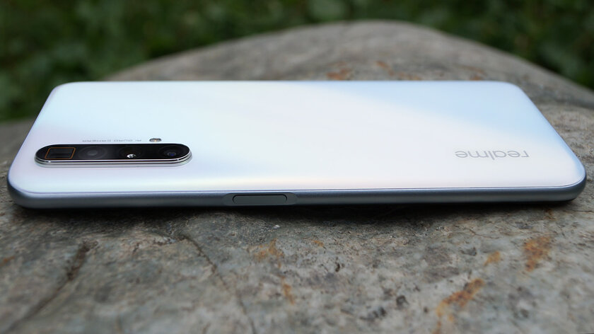 Обзор смартфона Realme X3 SuperZoom: три повода для гордости
