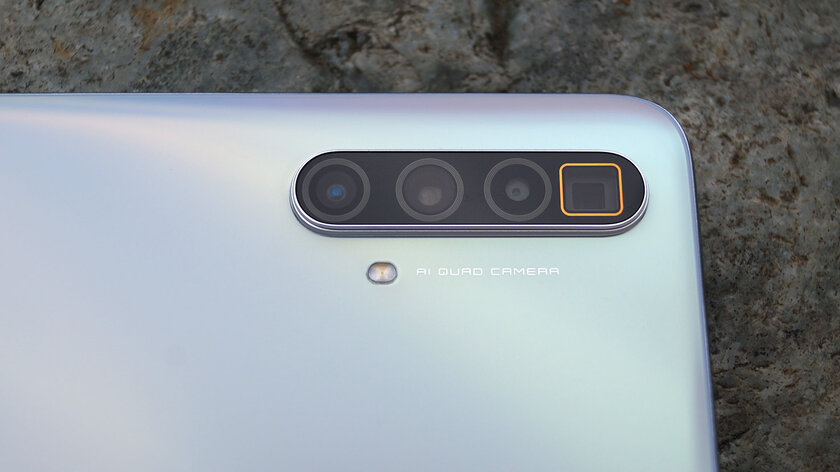Обзор смартфона Realme X3 SuperZoom: три повода для гордости