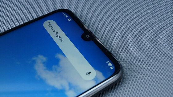 Обзор смартфона Philips Xenium S566: рабочая лошадка с хорошей автономностью