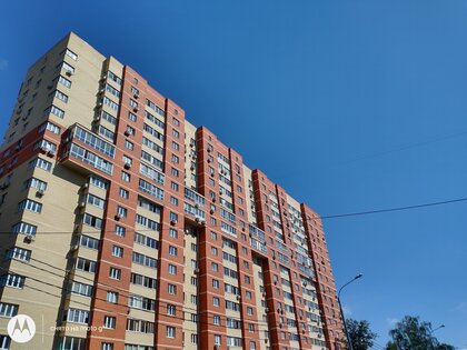 Обзор Motorola Moto G8: элегантный дизайн и невероятная автономность