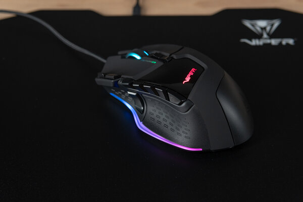 Обзор игрового комплекта Viper V570 и Gaming LED: много кнопок для RPG
