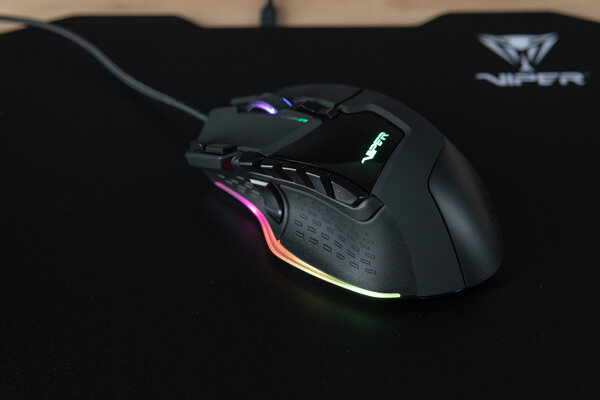 Обзор игрового комплекта Viper V570 и Gaming LED: много кнопок для RPG