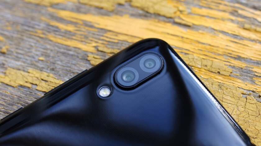 Обзор ZTE Blade A5 (2020): хороший экран и качественная связь