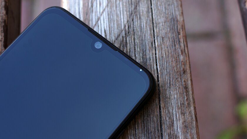 Обзор ZTE Blade A5 (2020): хороший экран и качественная связь