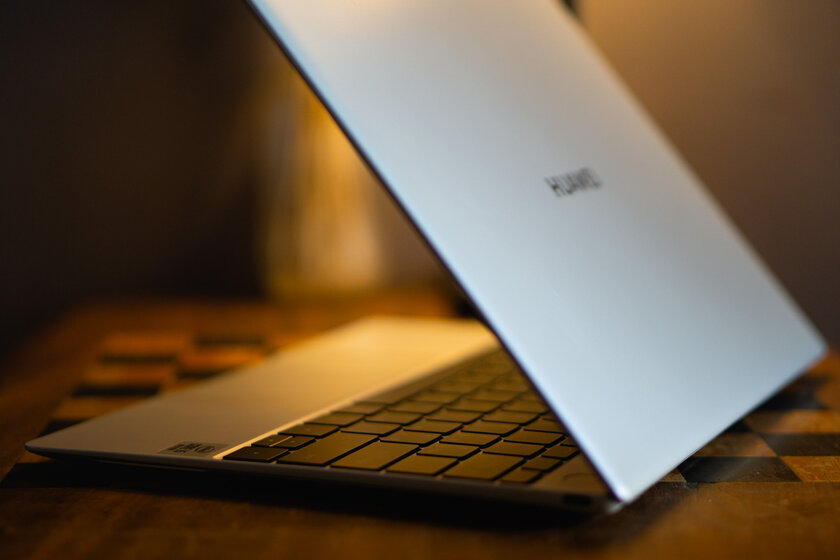 На что способен самый тонкий ноутбук Huawei? Обзор обновлённого MateBook X