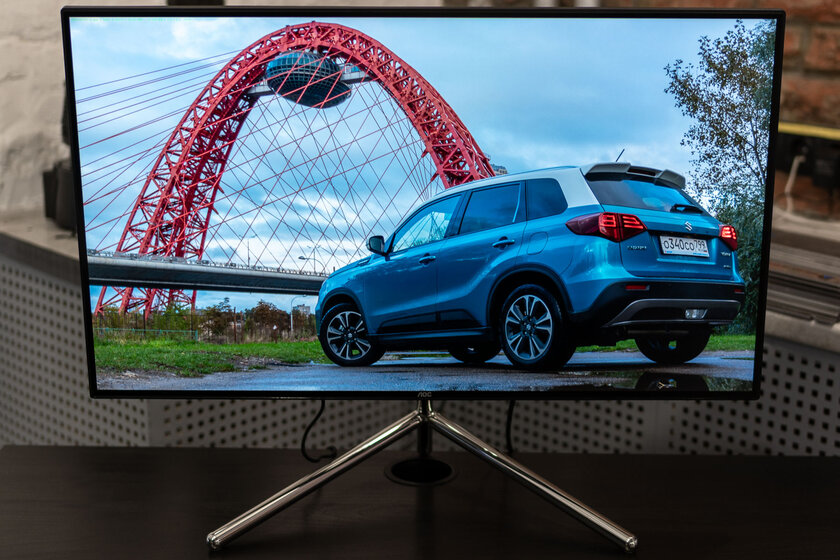 Обзор AOC U32U1: профессиональный IPS, вертикальный режим и отличная сборка