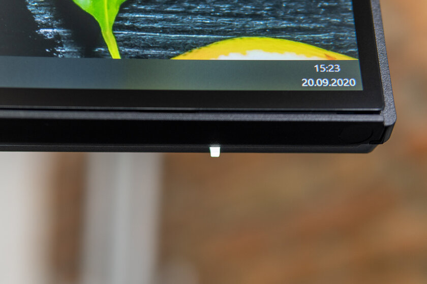 Обзор AOC U32U1: профессиональный IPS, вертикальный режим и отличная сборка