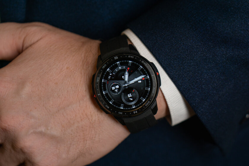 Обзор HONOR Watch GS Pro: датчик кислорода и 25 дней автономности за полцены Apple Watch — Технические характеристики. 5
