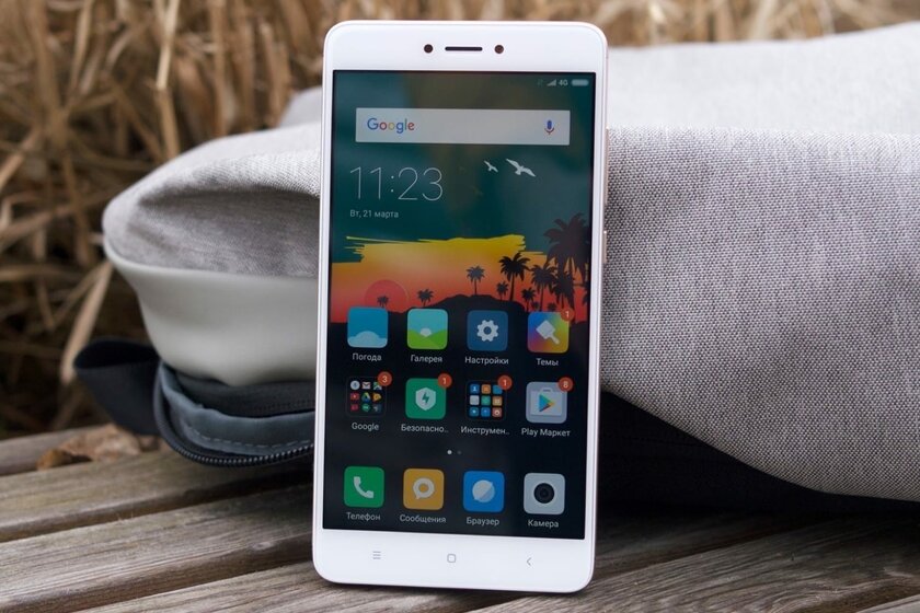 История серии Xiaomi Redmi: от смелого эксперимента до народного бестселлера