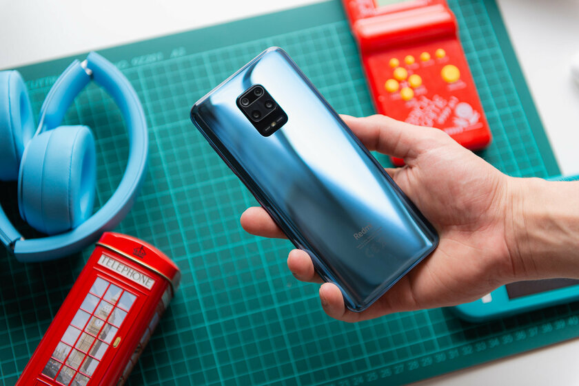 История серии Xiaomi Redmi: от смелого эксперимента до народного бестселлера