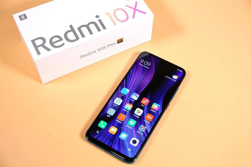История серии Xiaomi Redmi: от смелого эксперимента до народного бестселлера