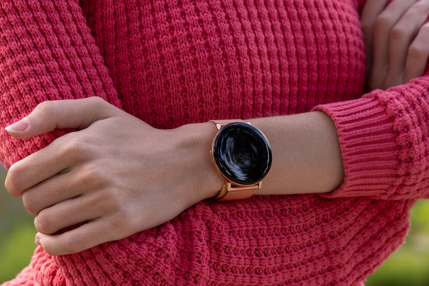 Опыт использования Zepp E Circle: качественный экран, водозащита и слабый функционал — Особенности внешнего вида. 1