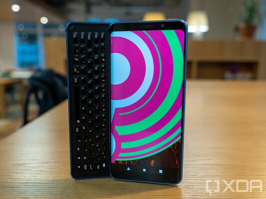 XDA Developers выпустили собственный смартфон на LineageOS