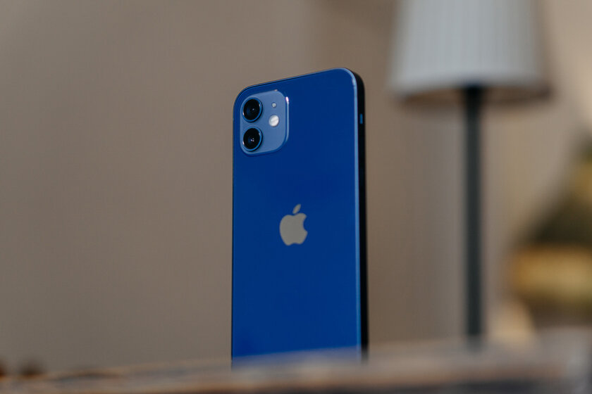 Обзор iPhone 12: о подводных камнях, преимуществах и спорных моментах
