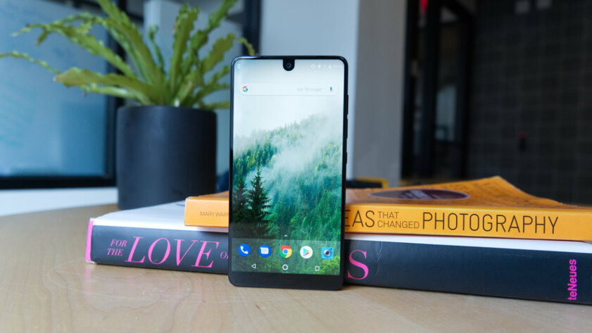 7 причин, почему провалился Essential Phone — смартфон от создателя Android