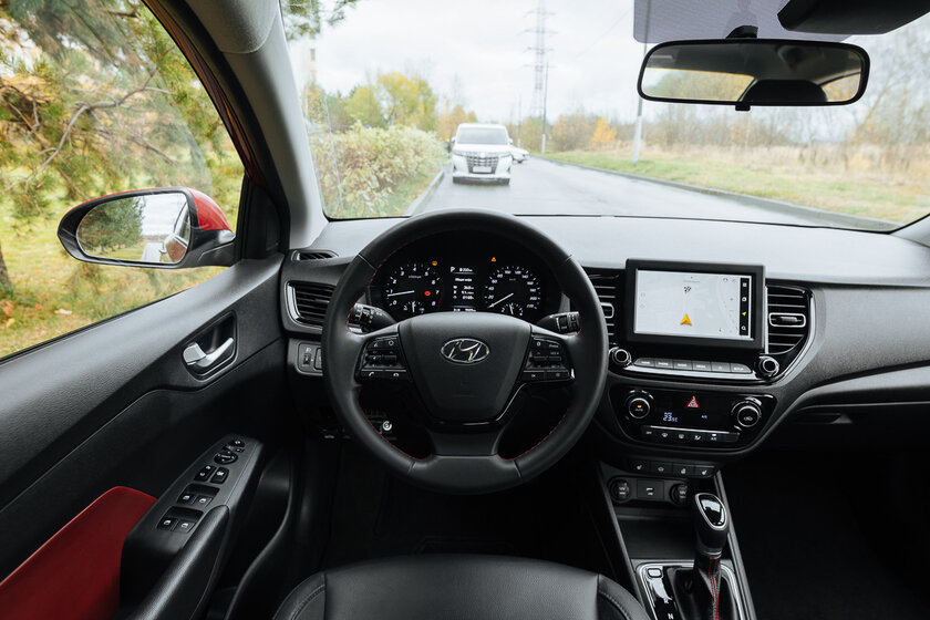 Не такси и не каршеринг. Каково это, когда Hyundai Solaris — личный автомобиль