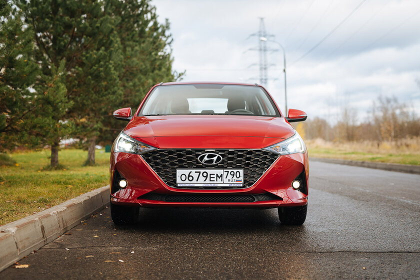 Не такси и не каршеринг. Каково это, когда Hyundai Solaris — личный автомобиль