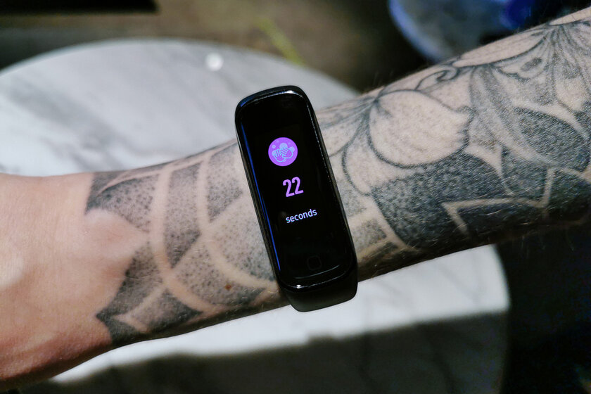 Обзор Galaxy Fit 2, или что Samsung противопоставил Mi Band от Xiaomi
