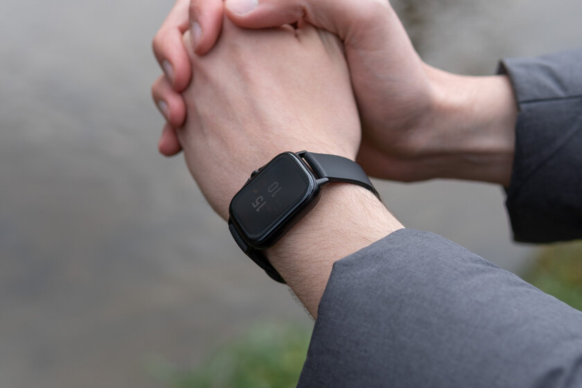 Тестируем миниатюрные умные часы Amazfit GTS 2 с пульсоксиметром. Есть спорные моменты