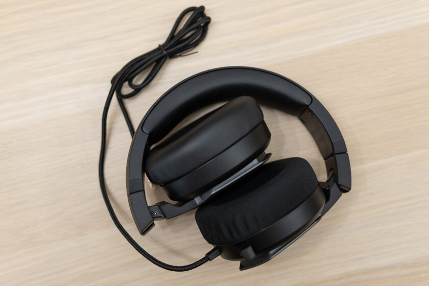 Тестируем игровой комплект от MSI: наушники Immerse GH61 и подставка HS01