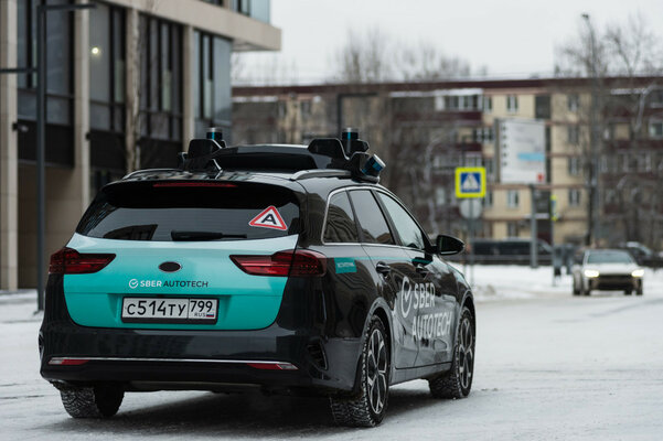 На улицах Москвы появились беспилотные автомобили Сбера
