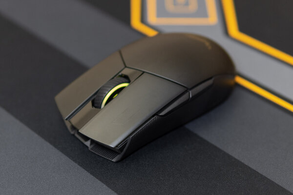 Обзор ASUS ROG Strix Impact II Wireless: красивые материалы и съёмные переключатели