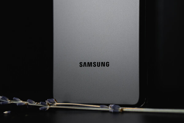 Главный флагман на Android. Обзор ультимативного Galaxy S21 Ultra