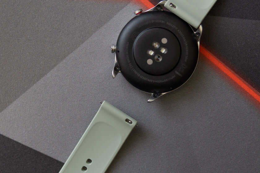 Обзор умных часов Amazfit GTR 2e: именно такие, какими их ждали