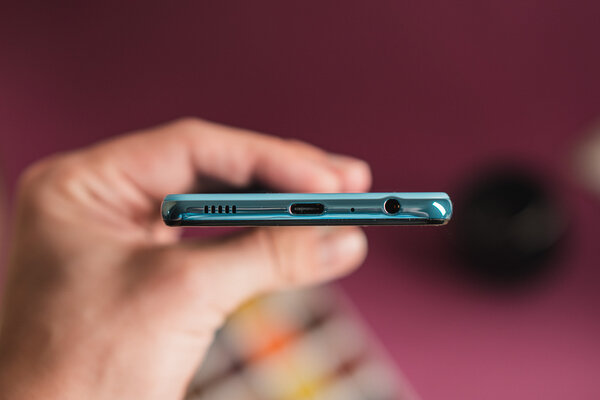 Обзор Samsung Galaxy A52: недорогой, но хороший смратфон